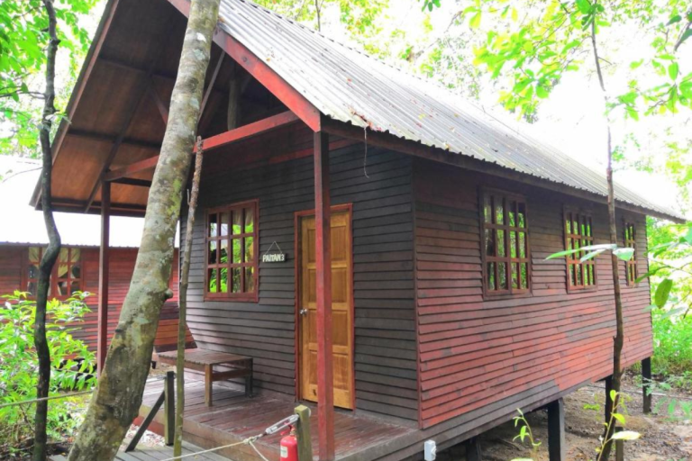 Borneo Natural sukau bilit resort triple room