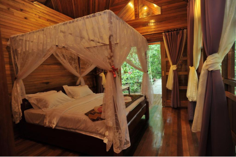 Borneo Natural sukau bilit resort deluxe room
